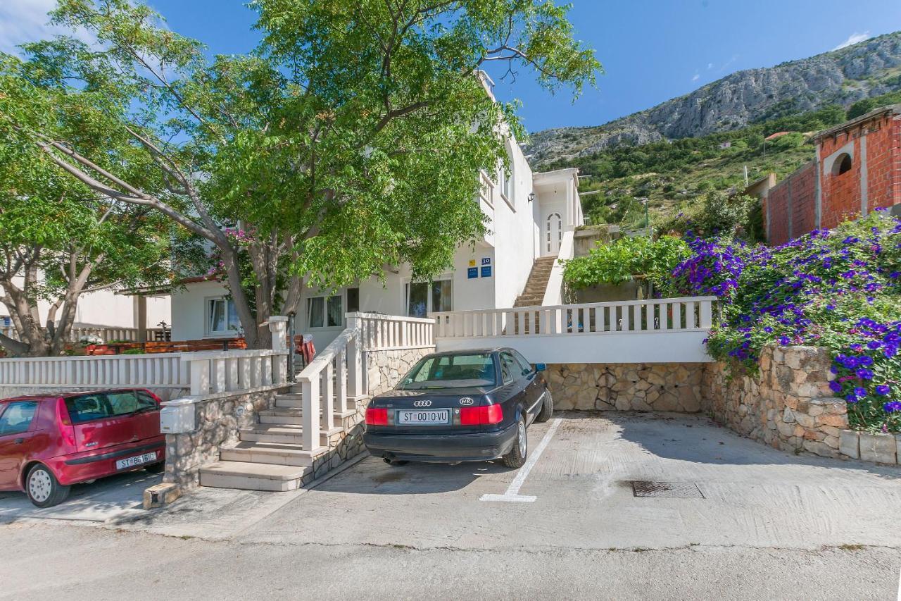 Apartments Zdenka Omiš Екстериор снимка